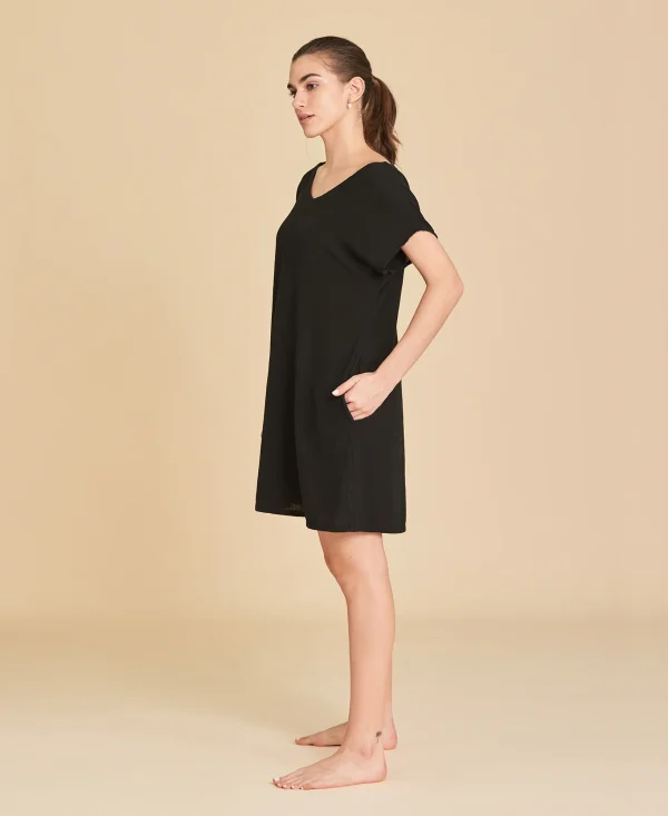 Vestido corto de algodón con bolsas Beach color negro