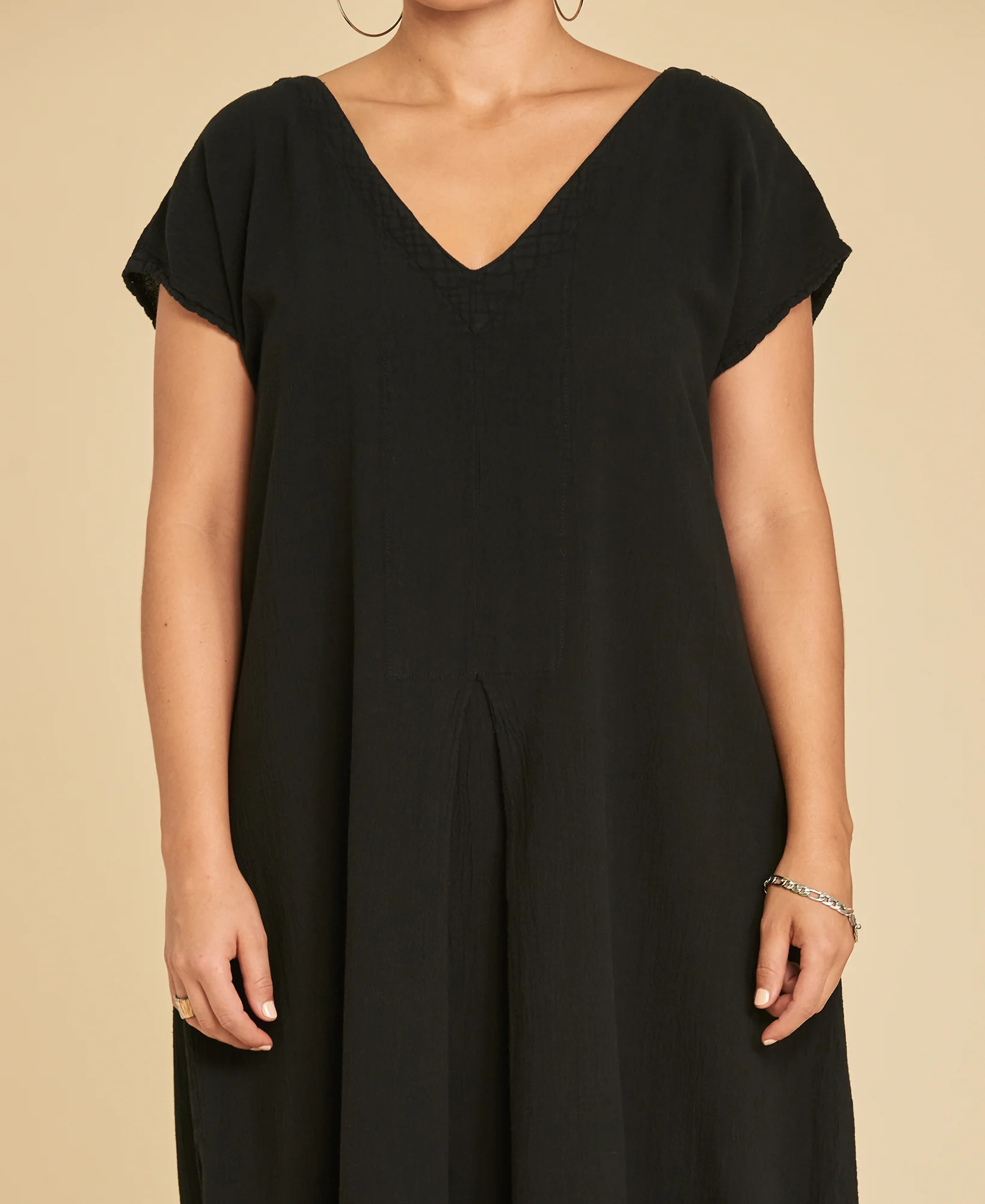 Vestido midi de algodón con manga corta Natalie color negro