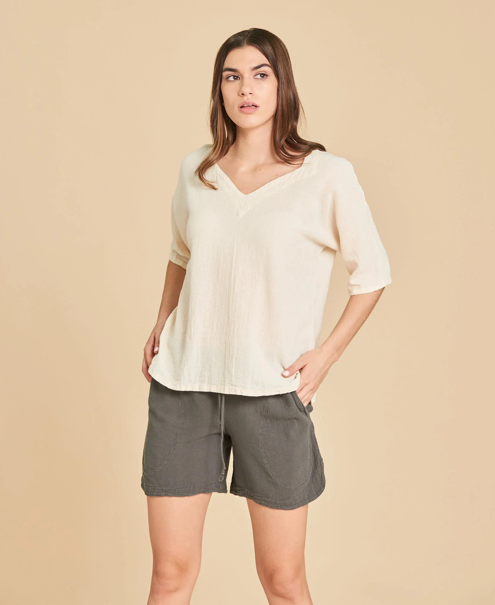 Short de algodón con bolsas Shorty color gris oscuro Graphite