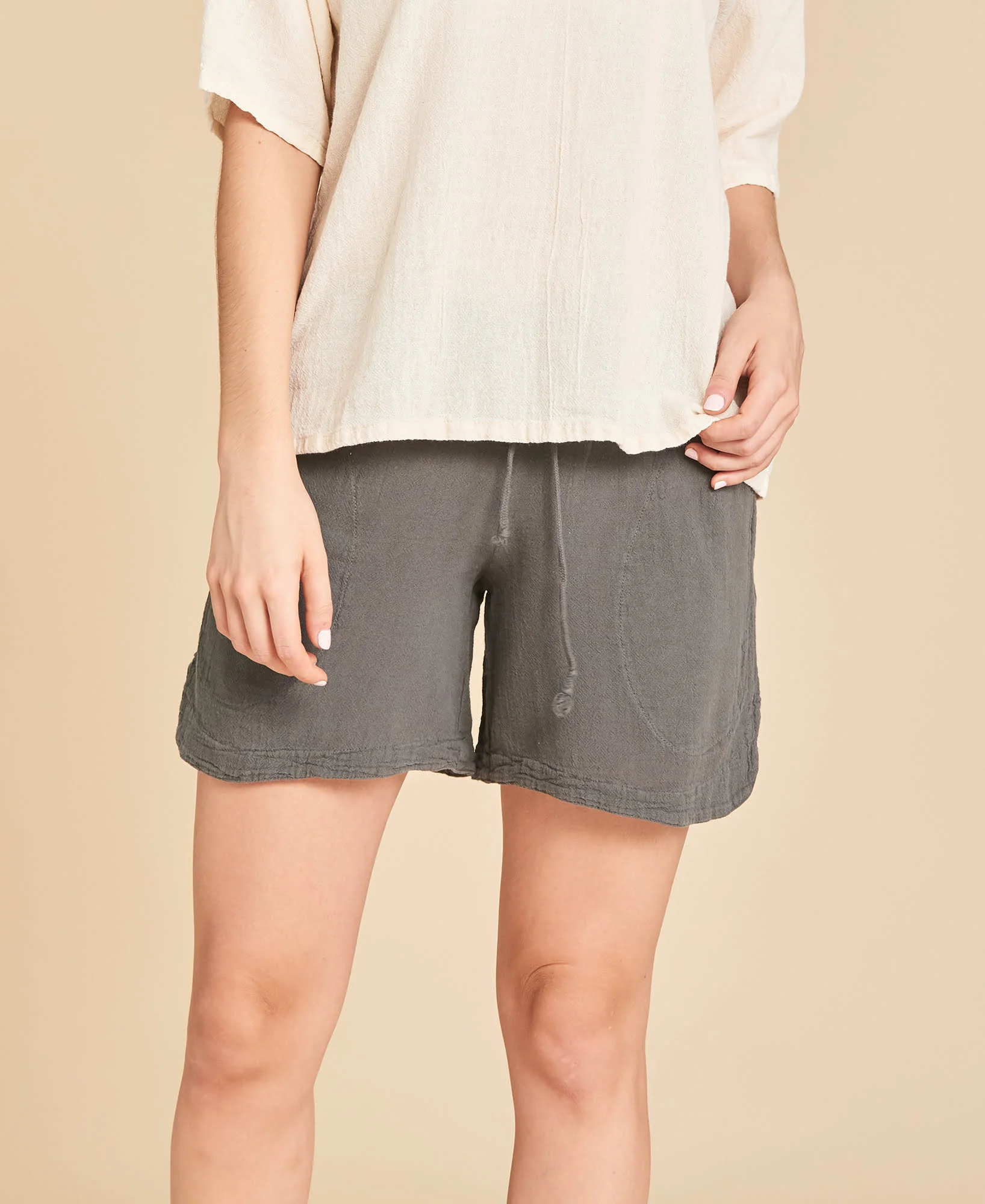 Short de algodón con bolsas Shorty color gris oscuro Graphite
