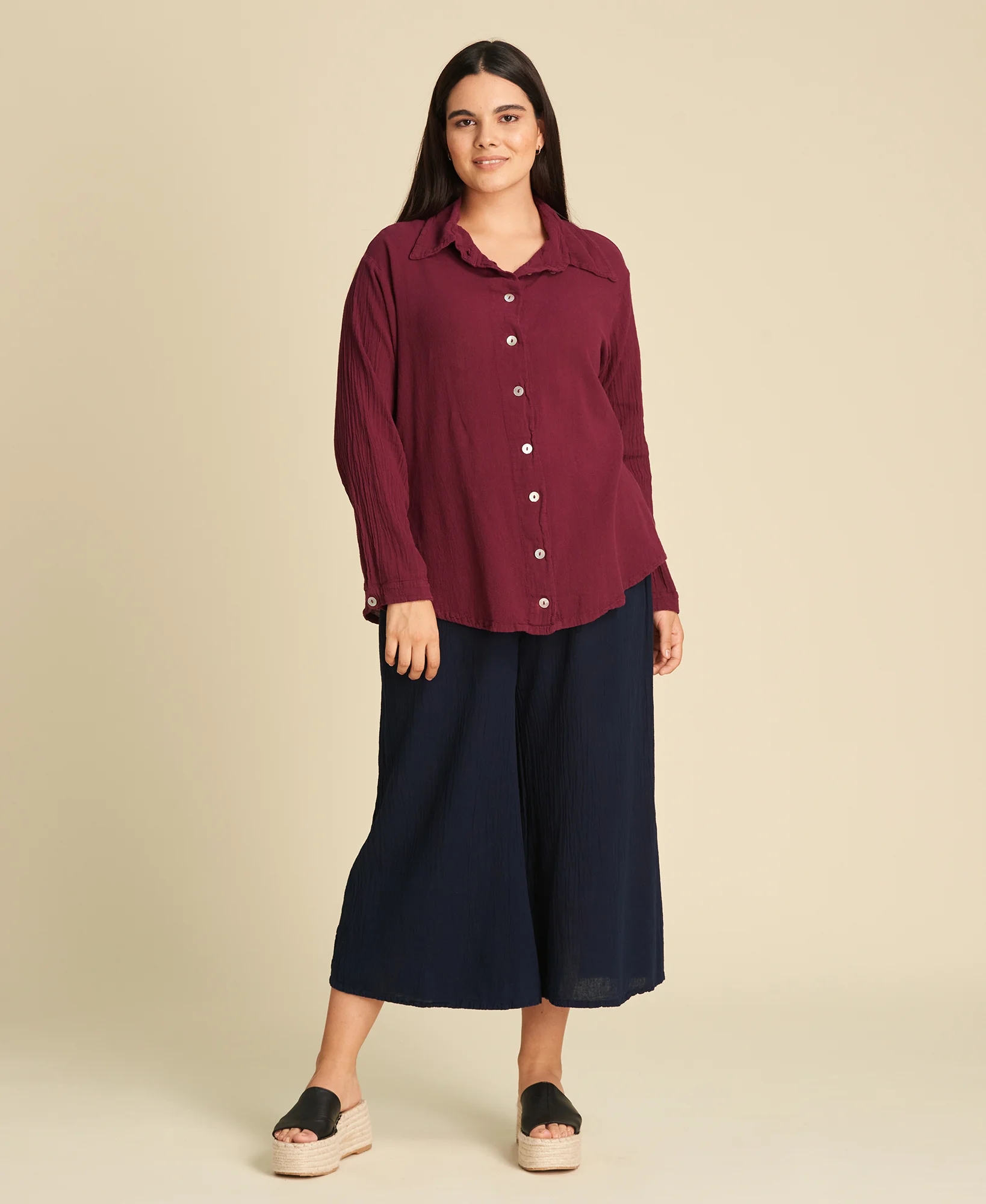 Camisa básica de algodón Josephine Beet