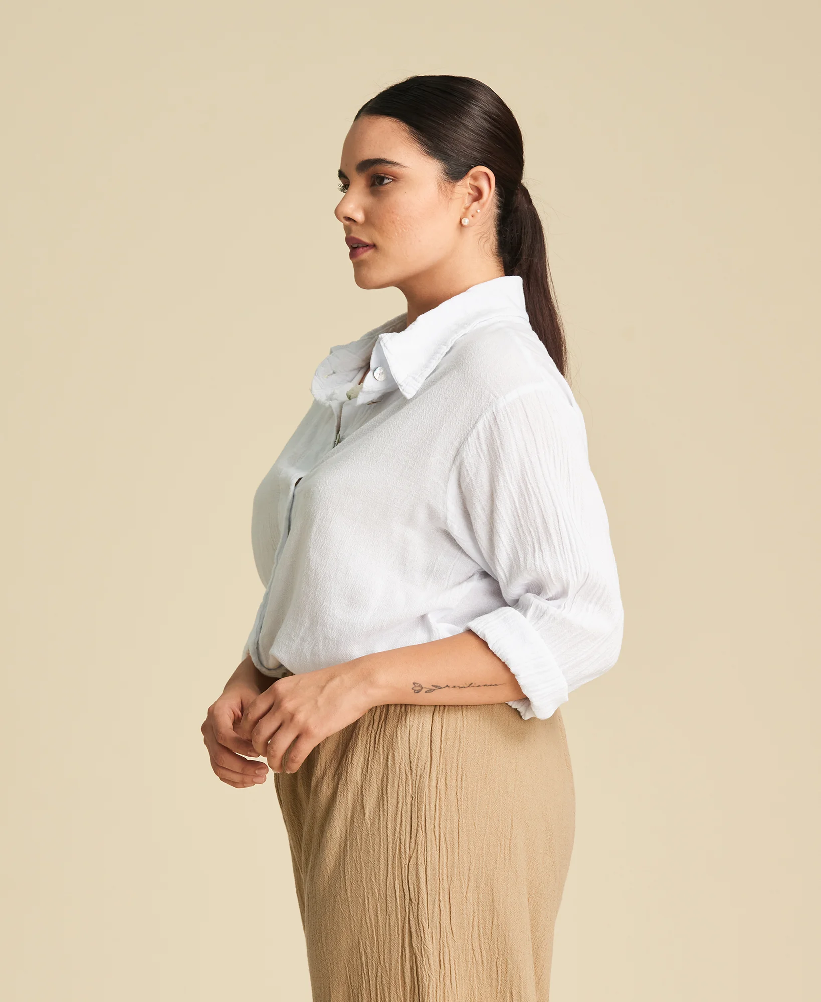 Camisa básica de algodón Josephine Snow