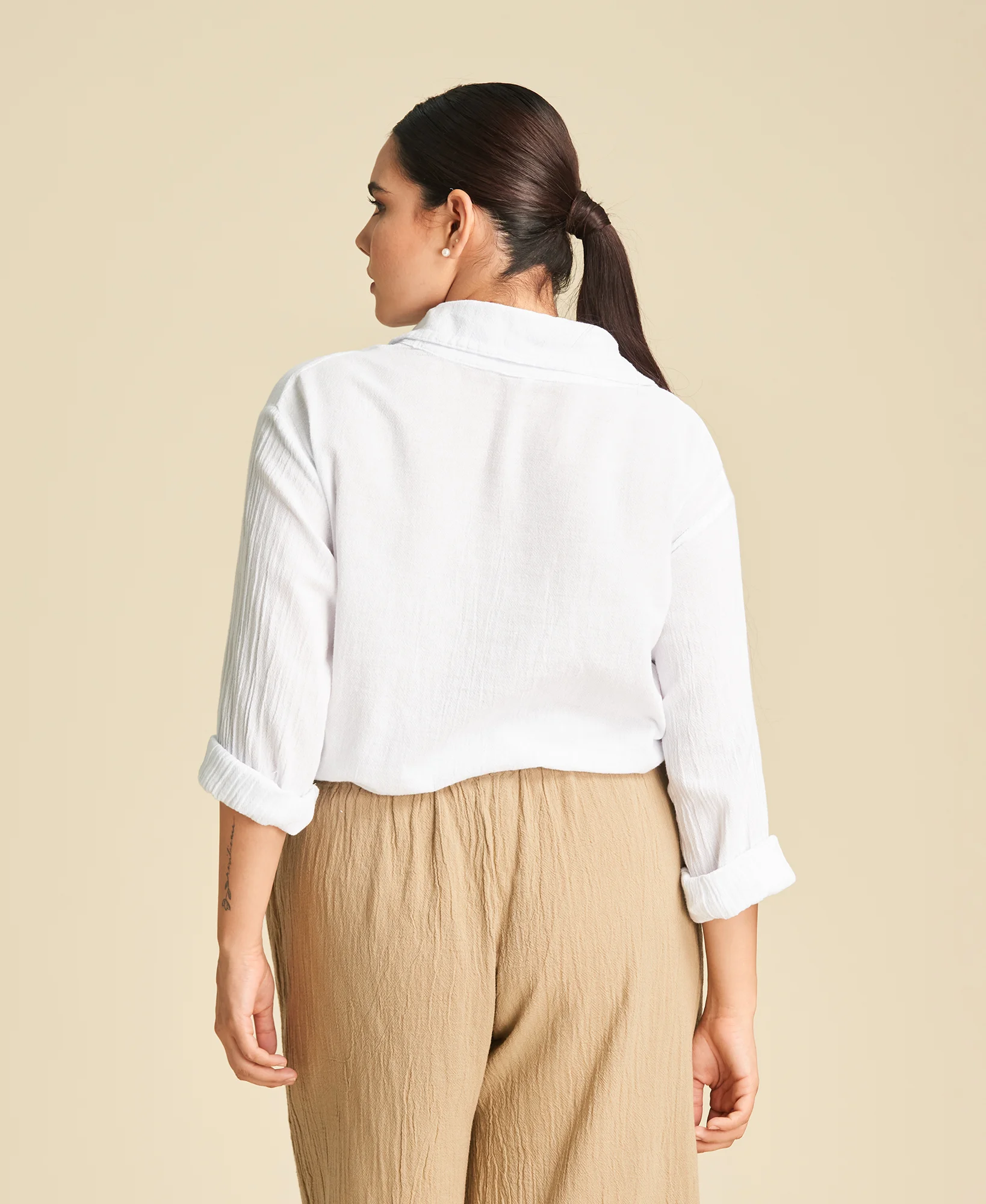 Camisa básica de algodón Josephine Snow