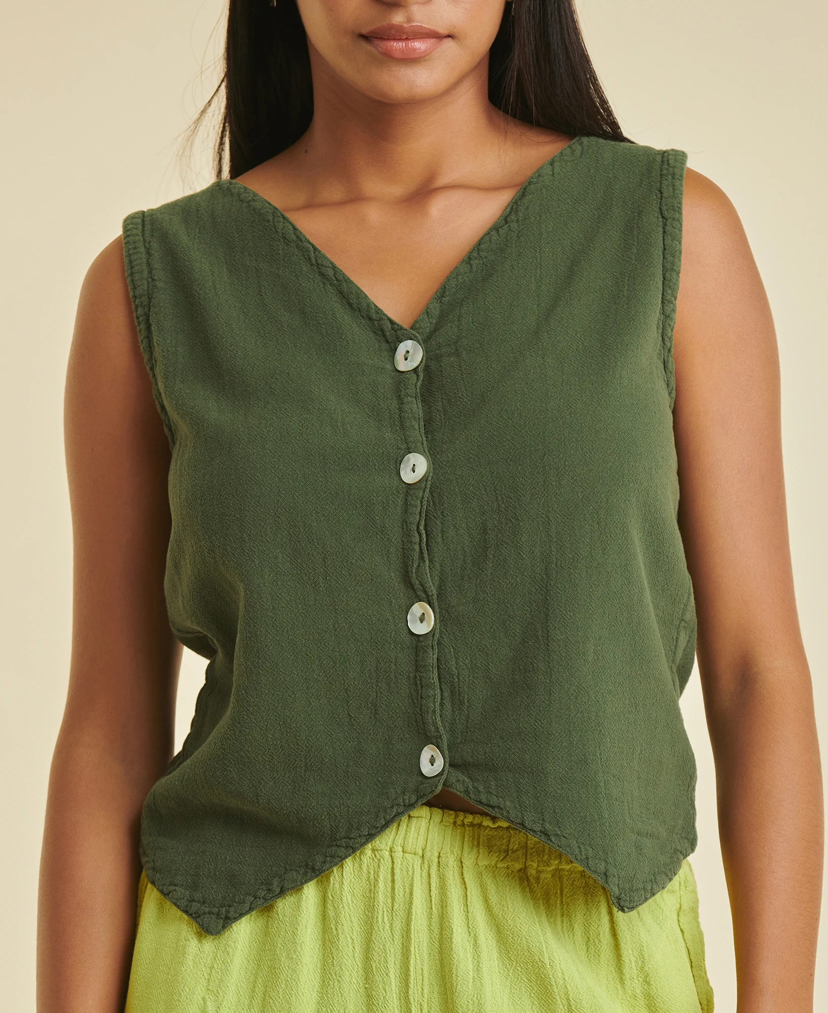 larissa_laurel_6 Larissa