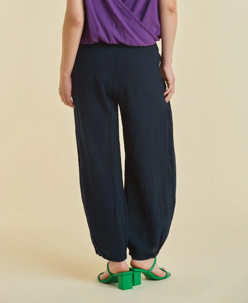 savannah_sapphire_4-2-838x1024-1.webp Savannah